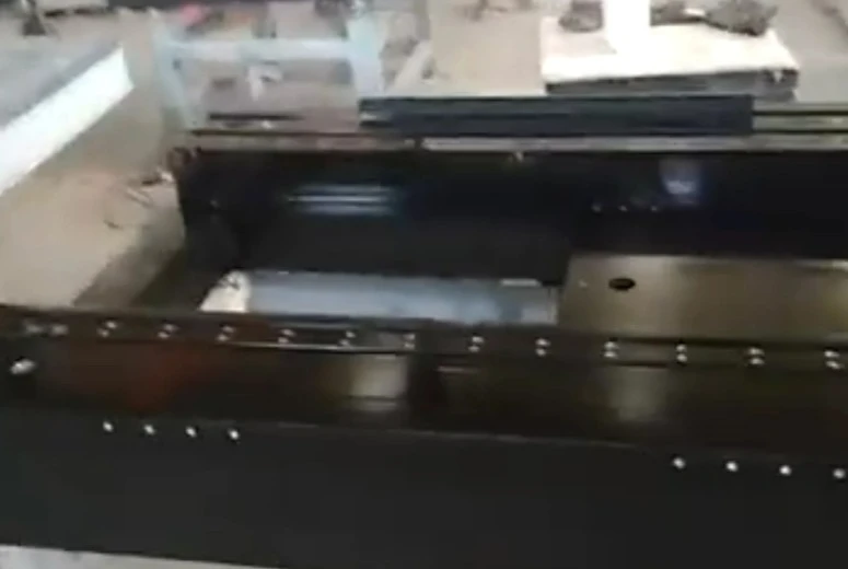 ड्रिल होल ते घुसपैठ आले हिस्से कन्नै ग्रेनाइट घटक